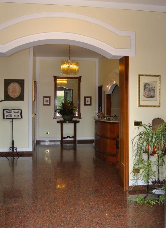 Hotel Aquila Кастельфранко-Емілія Екстер'єр фото