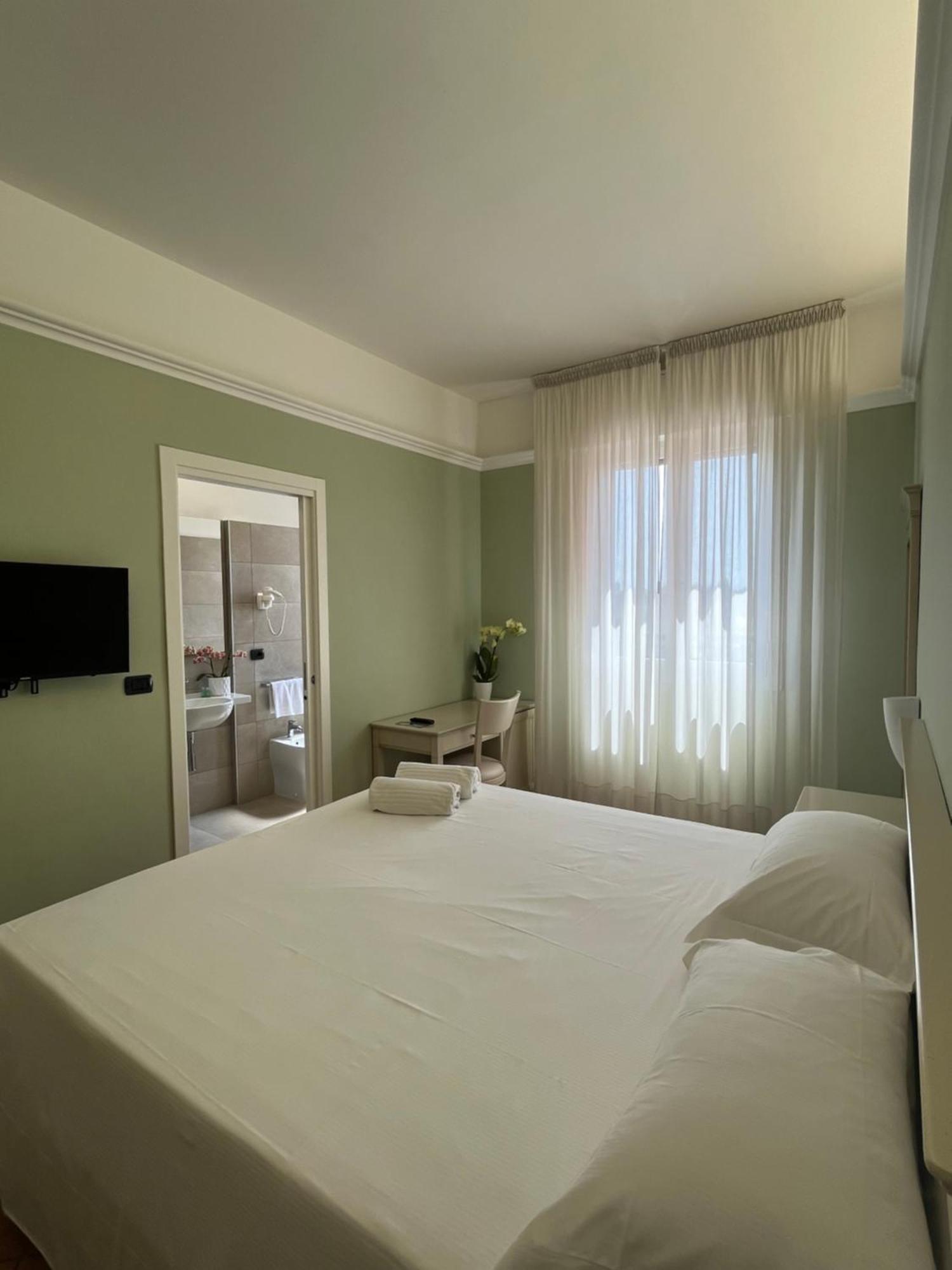 Hotel Aquila Кастельфранко-Емілія Екстер'єр фото