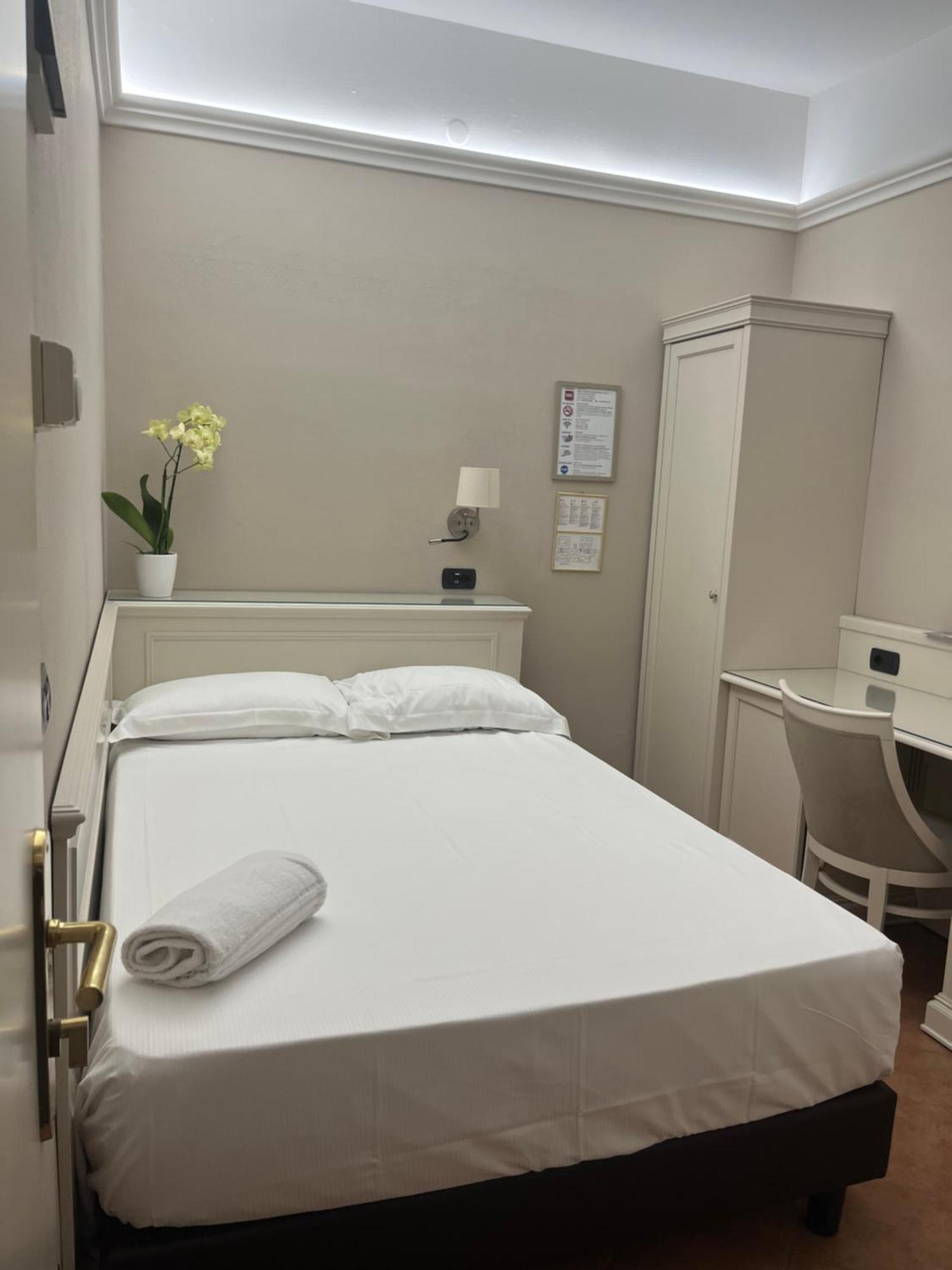 Hotel Aquila Кастельфранко-Емілія Екстер'єр фото